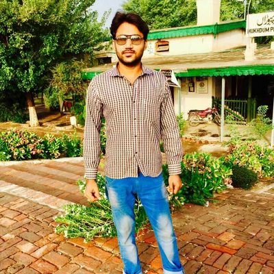 justlpc's profile picture. Im zeshan from Baldia town karachi