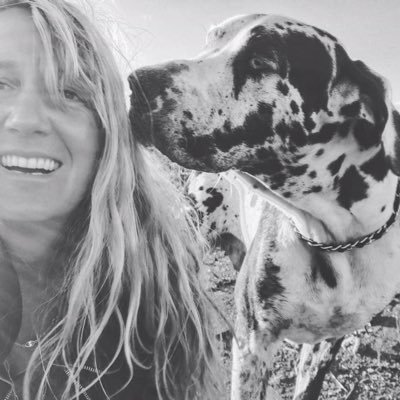 🇺🇸🌴 Hawaii 🌊🧜♀️🐴 mermaid, paniolo, author, illustrator https://t.co/PMCqr3pDGA ❤️searching for missing brother Jon Riley