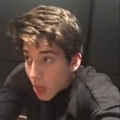 1st Milo Manheim's roleplayer. I'm an Actor. Also known as Zed in Zombies. on hiatus.
((-bkn milo kepal y))