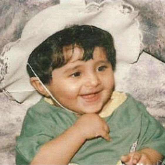 SEES_R's profile picture. 