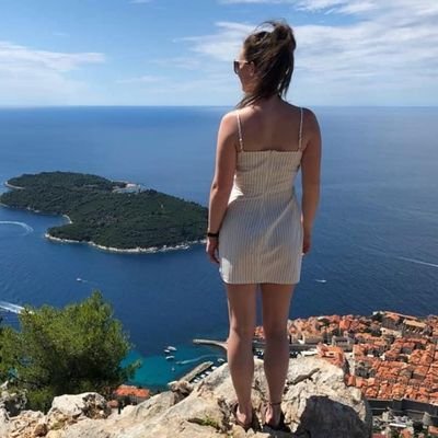 ElizabethDoyle6's profile picture. 