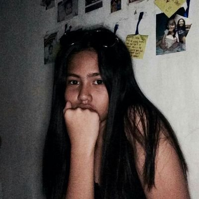 stcycrvjl's profile picture. :-------)