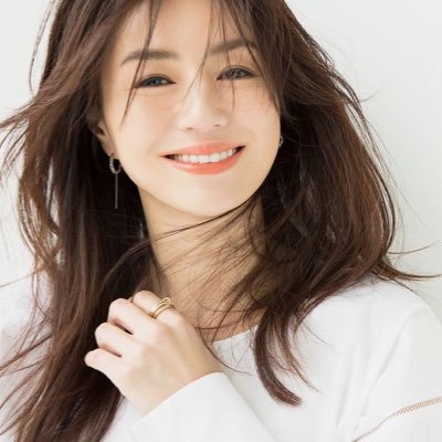 shoooookotan111's profile picture. 発達凸凹ってる兄とニコニコ系弟の日常を楽しくお届け👶🏻 |視覚優位で意思強長男👦🏻|パリピ次男👶🏻|JTCワーママ|育休中|不育症|長男に翻弄されながら生きてましたが、次男もイヤイヤ期に突入し八方塞がりました。