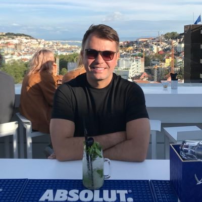 CEO of Group 1009 | Advertising, Sports & Entertainment @milenove💡:: @mpasports_ Intermediário CBF ⚽️ :: @mile9eventos 💥