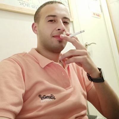 EsaamMohamed19's profile picture. 