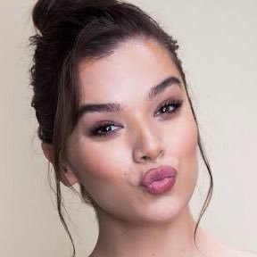 'Daydreamer and Night thinker' real acc;@mahilumerickha @haileesteinfeld👑🇵🇭