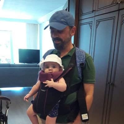 OzcobanogluSlh's profile picture. Bilim meraklısı doktor, Antalya sever ve en onemlisi aile babası:)