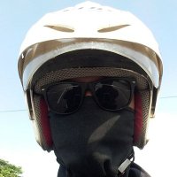 bakul genteng (@adhiryanto) 's Twitter Profile