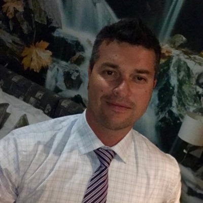 Alex15372900's profile picture. 