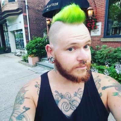 Guitarist/Singer for Zombii, Guitarist for Kyle Trocolla and the Strangers,
Endorsed by #blackdiamondstrings
https://t.co/lDcFf5zIfR