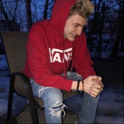 Snapchat: tanner.mcmanus || Instagram: tanner_mcmanus [100k] || Minnesota