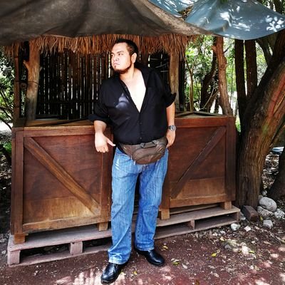 Tecnología... Siempre al día para estar conectado con mí gente y el Mundo Entero!!!...
Diversión... Todos los días son de fiesta con Live Evolution!!!