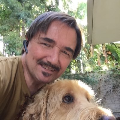 TheEliotz's profile picture. 