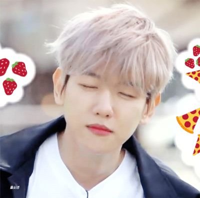 exolookbook's profile picture. 