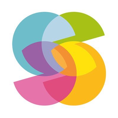 Si occupa di Media Relations & Digital PR. Ogni giorno ascolta, legge e racconta #news
