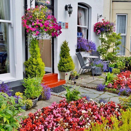 Centrally located Keswick Guest House in the heart of the Lake District. Offering quality bed and breakfast in our Silver and Breakfast award winning B&B