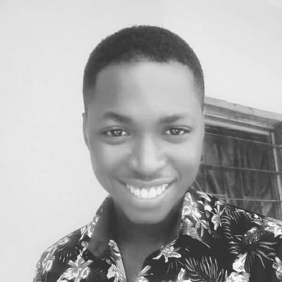 A services engineer....both mechanical and electrical....contact: shawnpee2020@gmail.com.....a gunners fan to d core👌