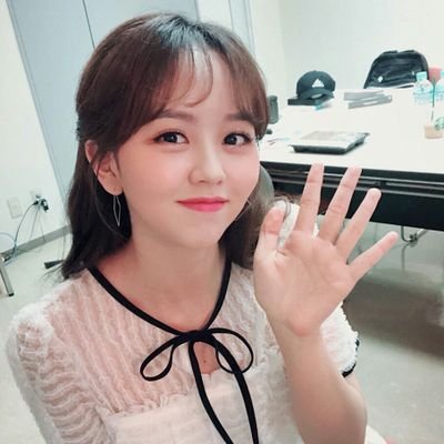 hello_syw's profile picture. 수능끝! 배우 소현누나 팬입니다. 20150522