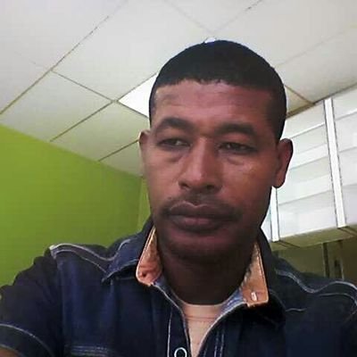 wderibie's profile picture. education. 12+2