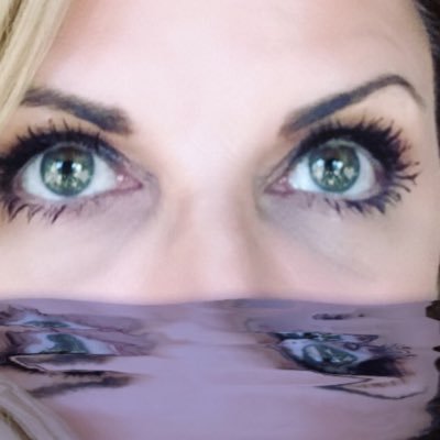 jewelrylaura's profile picture. 