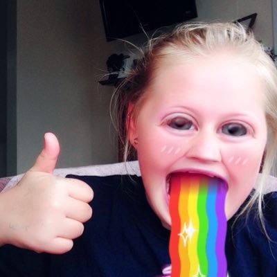 Amy23602864's profile picture. YOLO LIFE |what ever is happening in your life think of food| friends are in my heart not my bio-gonna be in the army when I grow up