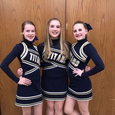 emma79061945's profile picture. ✨Shoot for the moon. Even if you miss, you will land on the stars✨