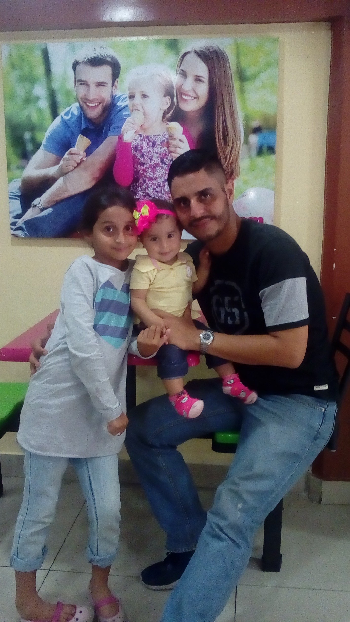 AgrayAlirio's profile picture. 