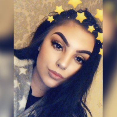 Alanna12x's profile picture. 