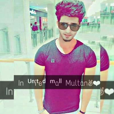 میری آنکهوں کو دیکه کر اک صاحب علم بولا
تیری سنجیدگی بتاتی ہے کہ تجهے ہنسنے کا شوق تها.