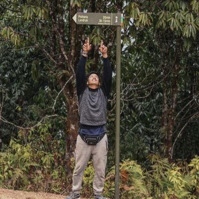 shauryadeuja's profile picture. You gotta do right 👊
🎮| ♐ | 👨‍💻 | 🥋 | 
🇳🇵