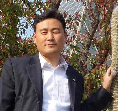 graduated from UTS in NY Now I am a pastor Here in CP, Korea