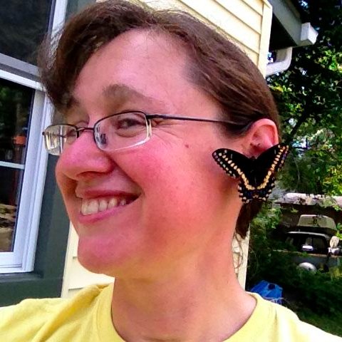 I blog about nature and gardening. I love to go birding, watch butterflies, and grow veggies & wildflowers. M.S. in Resource Communications. Pronouns: she/her