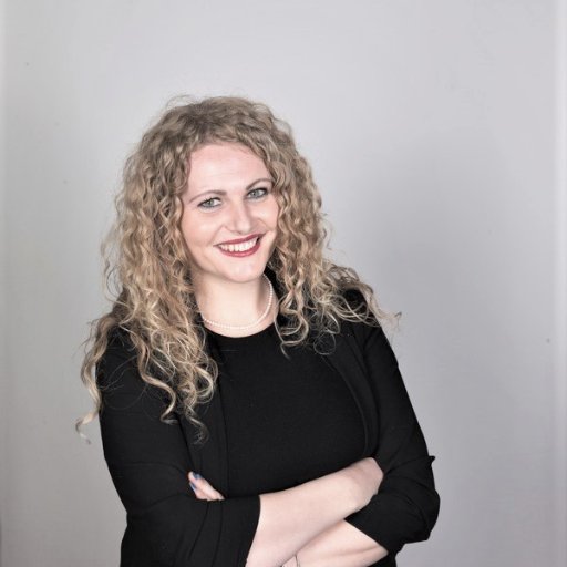 Computer engineer, In ♥ with Technology! Passionate about #Cloud #BigData #IoT, #AI, #Blockchain