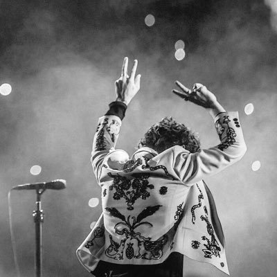 Nouisfacc's profile picture. fan account✌🏼. nh.2018