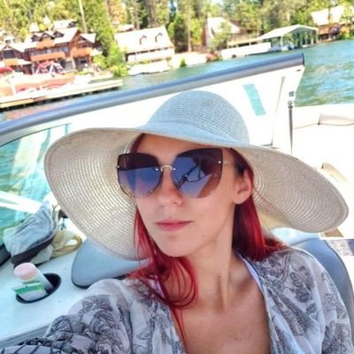 hyperlolli's profile picture. Visual anthropology grad student at University of Southern California.