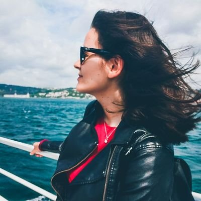 doruntineb's profile picture. Pitt Alumni, #TheNorthRemembers #BookLover #ShineOnYouCrazyDiamond