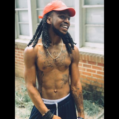 get high get laid and count money #teamdarkskin #fuckhoesgetmoney #truepothead #probablyfuckedyobitchnigga #Taylorgang #wizkhalifa