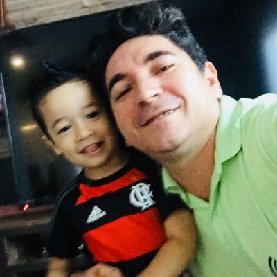Designer Gráfico / Locutor / Apresentador