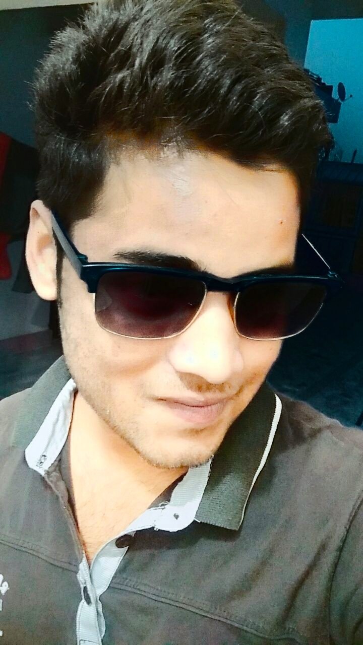 RDB22111998's profile picture. 