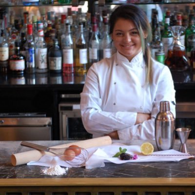 cakesmcocktails's profile picture. 