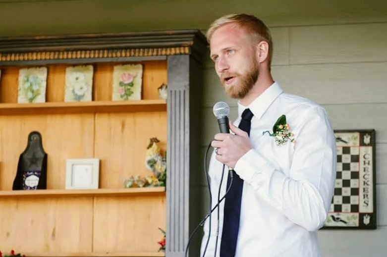 sethadams_'s profile picture. Christ
Husband, father, son, brother, pale.