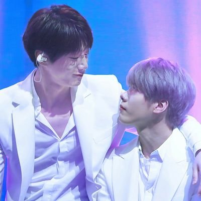 RaraJunsol09's profile picture. My FanGirl Acc for UNB 私のファンガールアカウント UNB ♡♡♡♡ Hansol & Jun 😻😻😻 ProfilePic: Stardust nim