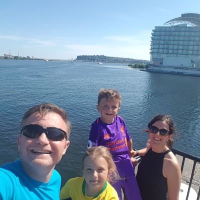 I live and work as a GP in the Lake District. Bob Graham member. Love Mountain running, Women's and Men's football, LFC/W.Promoting Health through activity⚽⛰️🏃