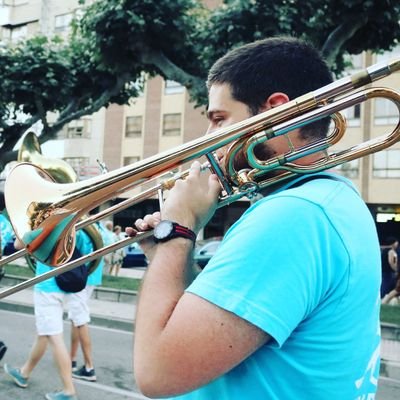 Beliforano
MBA y Graduado en Derecho y ADE
Trombonista e intento de bombardinista en las Bandas de Musica de Belorado y Pradoluengo y en Txarandonga