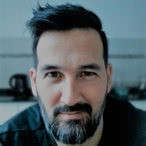 Entusiasta Crypto, Internet Marketing, Networker, Emprendedor, Ecologista, Aprendiz constante.