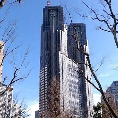 コメビュ作ってます。バグ報告とか改善案とか気軽に送ってください。リプやDMには一部にしか返信できていない状況ですが、全てに目を通してコメビュ製作に反映しています。MultiCommentViewerのリポジトリ https://t.co/rgMqPcjzR4