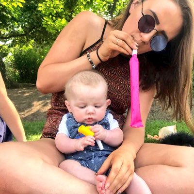 Mam of 1 child & 1 Rottweiler who’s totally winging it 🤟🏼Slimming World Addict - 27 pounds off🍕 Lover of gin & a rant🍸 Strong believer in naps #relatablemam
