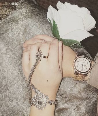 TraceOfRose's profile picture. 🇬🇧 North West, UK
💄✨ All things beauty & more | PR friendly 💕
✉ Email: traceofrose@gmail.com