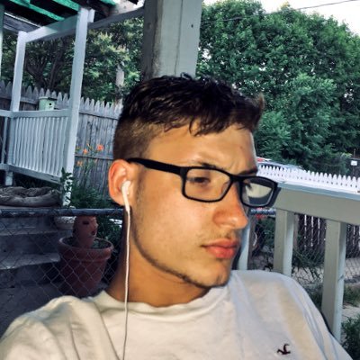 TesauroJoseph's profile picture. You glow differently, when your actually happy 🤟🏼