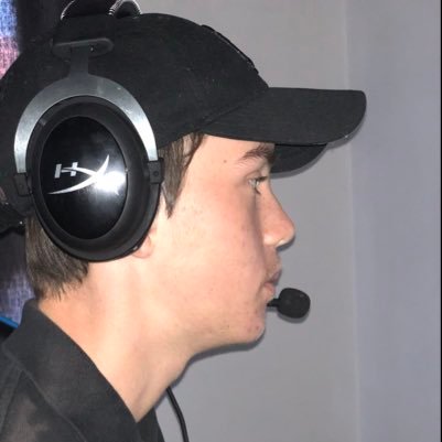 Counter strike gamer Over 2 thousand hours on csgo 1.2k instagram followers over 200 YouTube subscribers HMU for inquiries